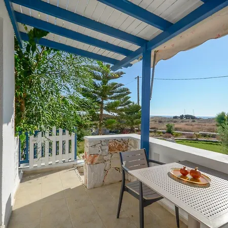 Crystal Naxos 1 At 아파트호텔 4*