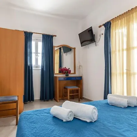 아파트호텔 Crystal Naxos 1 At