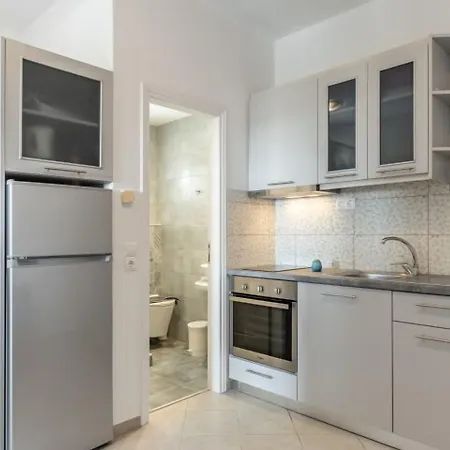 Crystal Naxos 1 At 아파트호텔 4*