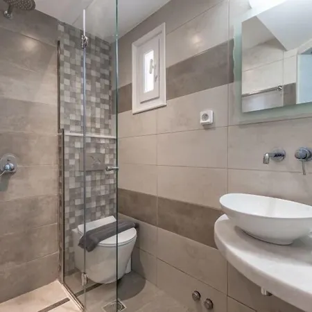 Crystal Naxos 1 At Apartmanhotel 4*