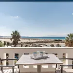 Crystal Naxos 1 At 4*