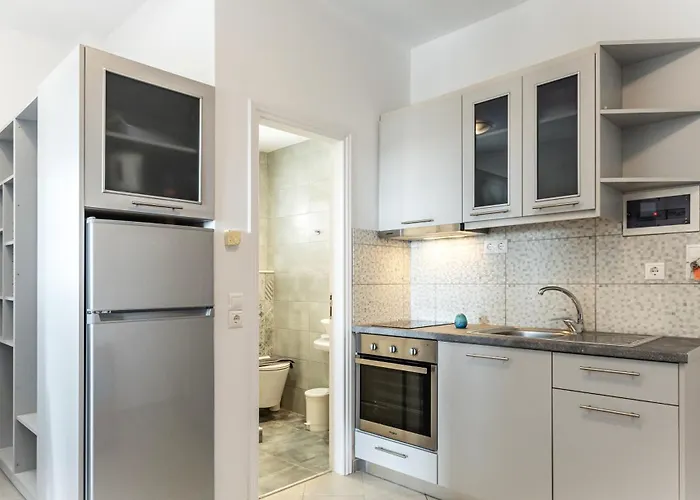 Aparthotel Crystal Naxos 1 At 4*