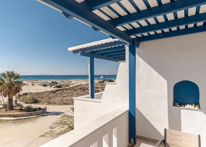 Crystal Naxos 1 At Mikri Vigla